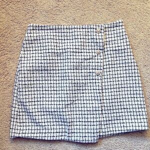 Black and white Tweed skirt